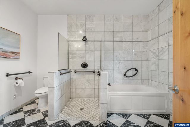 2550 Stiles Rd, Dallas, OR 97338