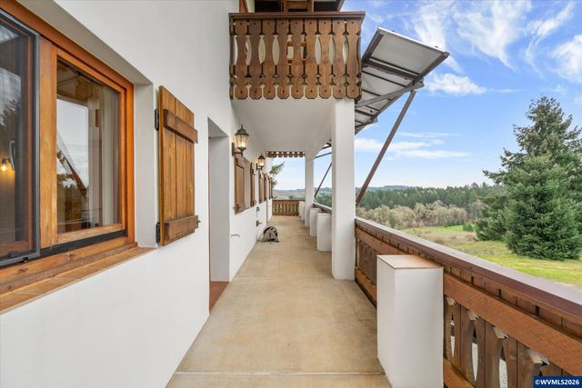 2550 Stiles Rd, Dallas, OR 97338