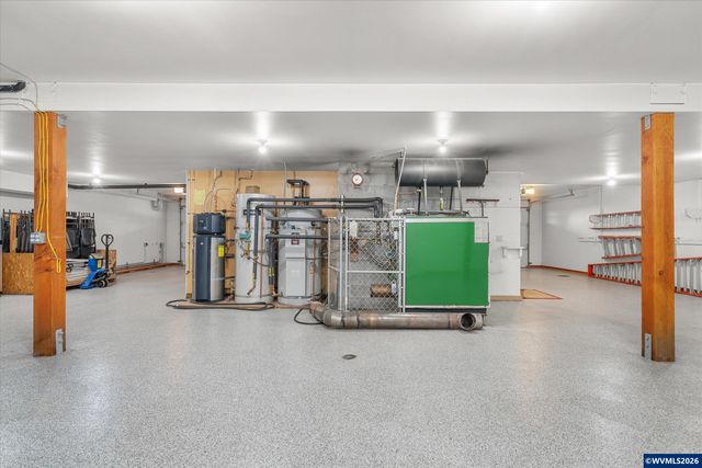 2550 Stiles Rd, Dallas, OR 97338