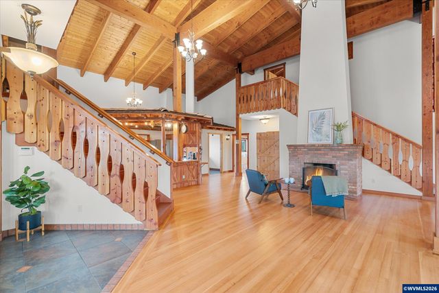 2550 Stiles Rd, Dallas, OR 97338