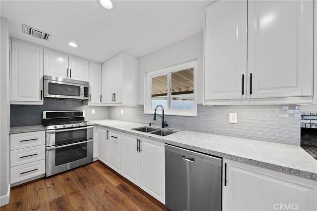 29929 Violet Hills, Canyon Country, CA 91387