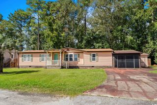 164 Queens Rd., Little River, SC 29566