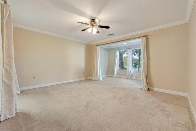 303 Westlake Court, Niceville, FL 32578