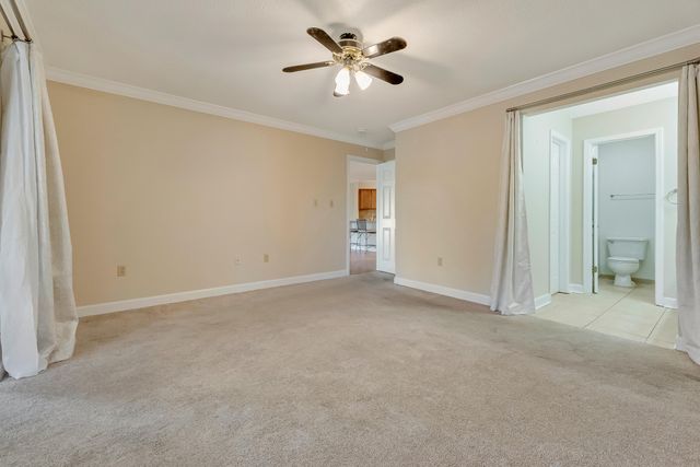 303 Westlake Court, Niceville, FL 32578