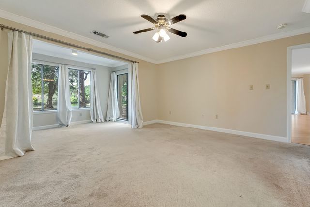 303 Westlake Court, Niceville, FL 32578