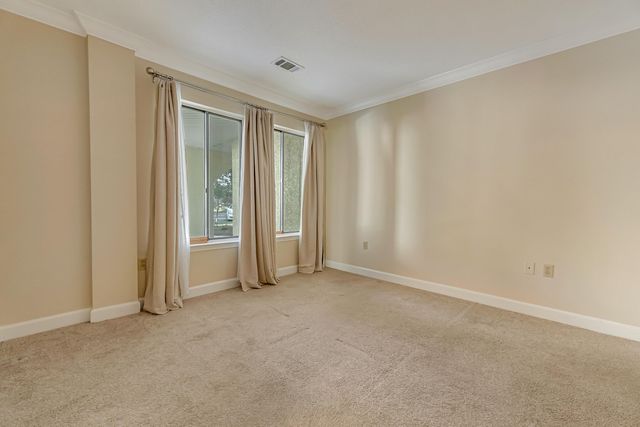 303 Westlake Court, Niceville, FL 32578