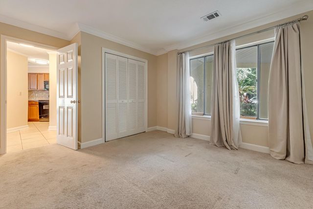 303 Westlake Court, Niceville, FL 32578