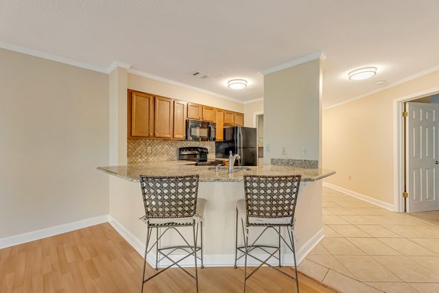 303 Westlake Court, Niceville, FL 32578