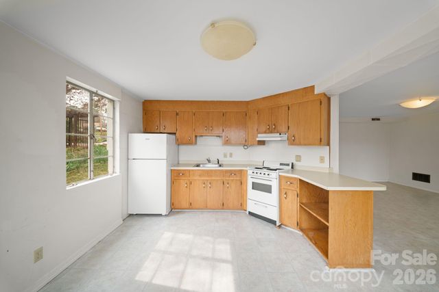 30 JB Ivey Lane, Lake Junaluska, NC 28745