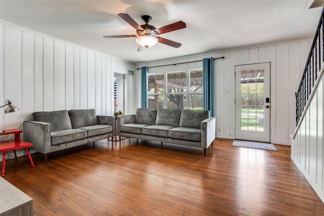 901 Bryson Street, Waxahachie, TX 75165