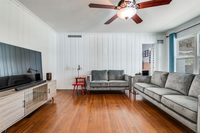 901 Bryson Street, Waxahachie, TX 75165