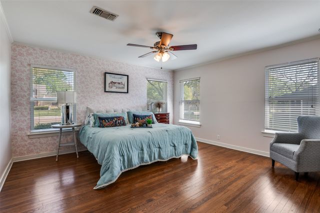 901 Bryson Street, Waxahachie, TX 75165