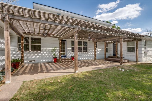 901 Bryson Street, Waxahachie, TX 75165