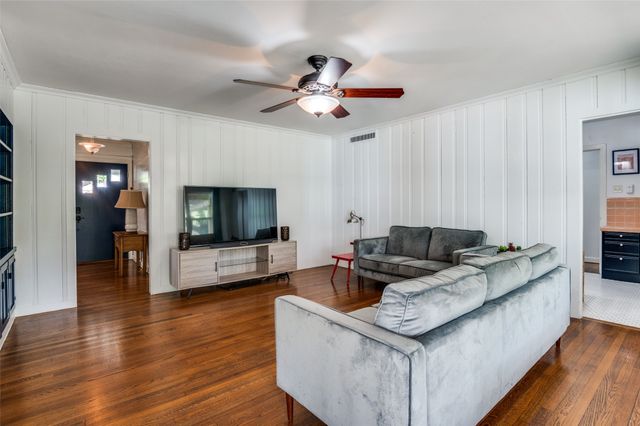 901 Bryson Street, Waxahachie, TX 75165