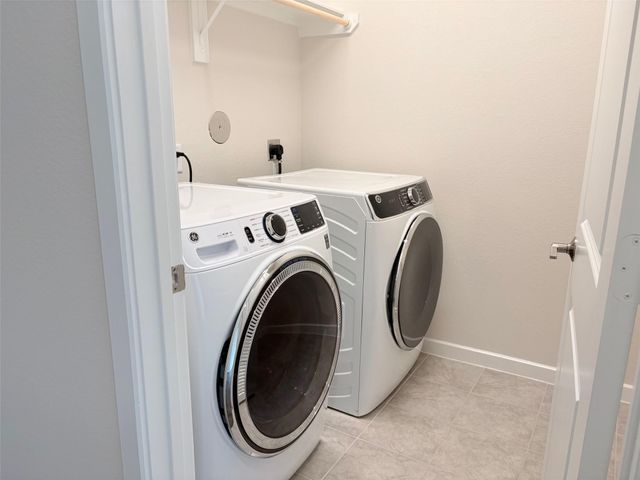 7846 Skylark Heights Lane, Richmond, TX 77407