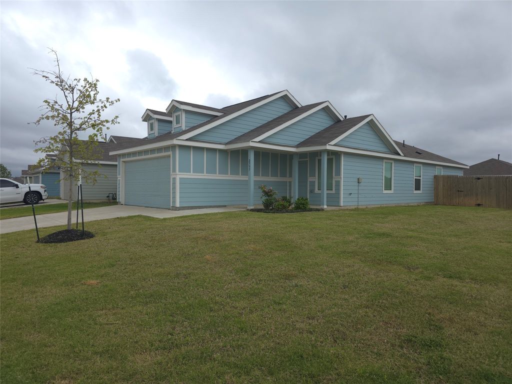 2757 Cobbleview Drive, Fort Worth, TX 76179