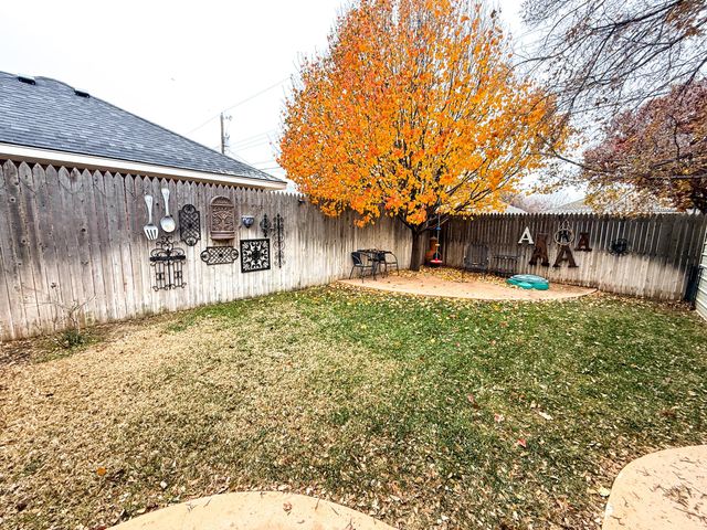 5724 Spencer Street, Amarillo, TX 79109