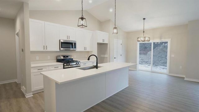 2855 Deer Path Court, Beloit, WI 53511