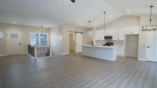 2855 Deer Path Court, Beloit, WI 53511