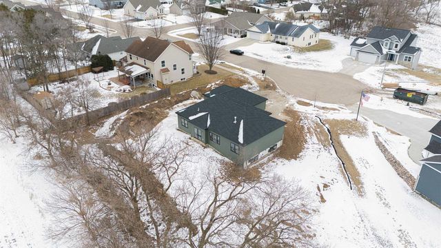 2855 Deer Path Court, Beloit, WI 53511