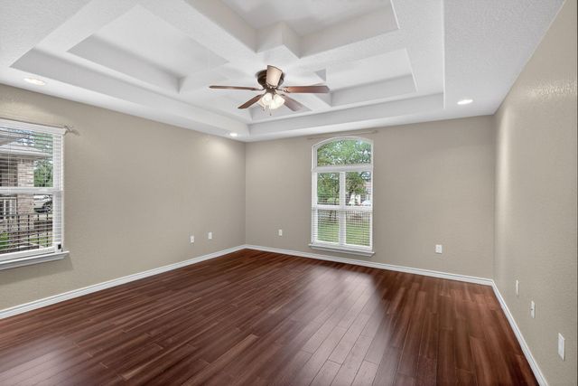 212 Knights Row ROW, Cottonwood Shores, TX 78657