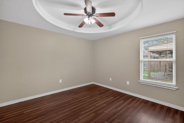 212 Knights Row ROW, Cottonwood Shores, TX 78657