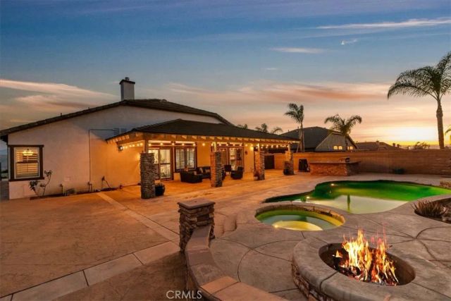 229 Oldenburg Lane, Norco, CA 92860