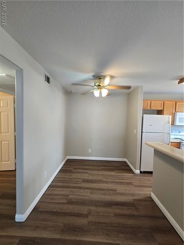 2987 JUNIPER HILLS BL Boulevard 201, Las Vegas, NV 89142