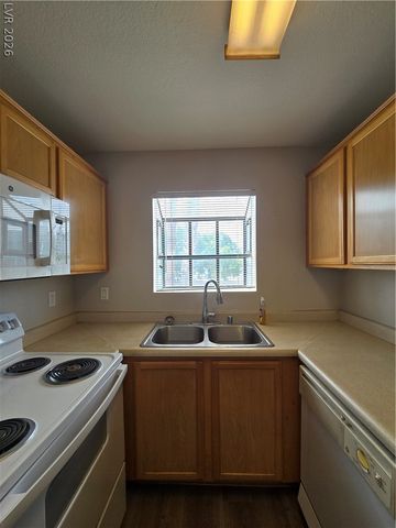 2987 JUNIPER HILLS BL Boulevard 201, Las Vegas, NV 89142