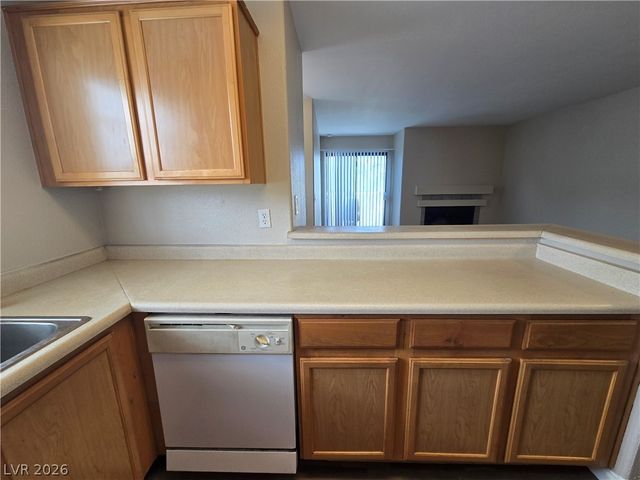 2987 JUNIPER HILLS BL Boulevard 201, Las Vegas, NV 89142