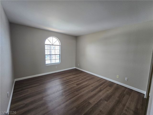 2987 JUNIPER HILLS BL Boulevard 201, Las Vegas, NV 89142
