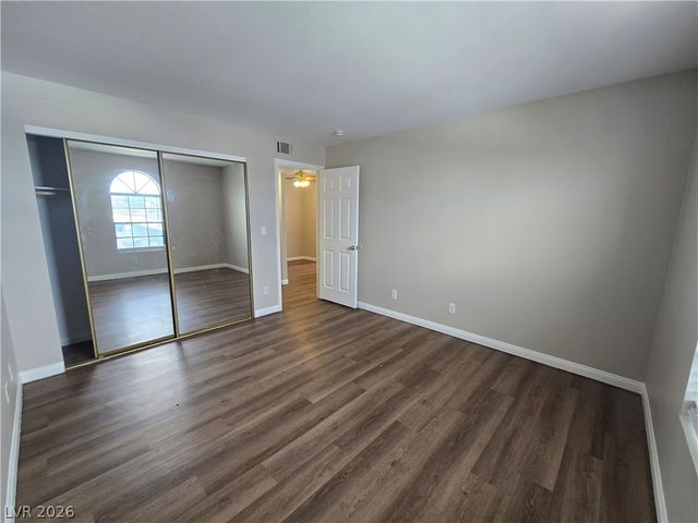 2987 JUNIPER HILLS BL Boulevard 201, Las Vegas, NV 89142