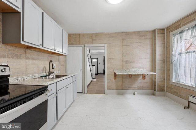2506 W 6TH ST, Chester, PA 19013