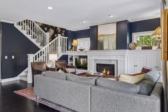 5613 Sherwood Avenue, Edina, MN 55424