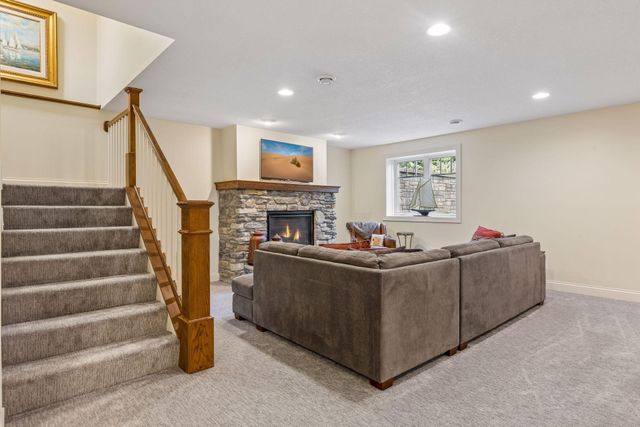 5613 Sherwood Avenue, Edina, MN 55424