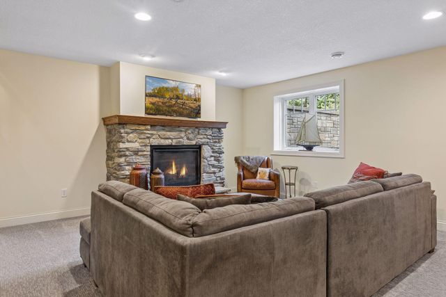 5613 Sherwood Avenue, Edina, MN 55424