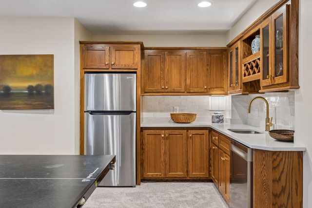 5613 Sherwood Avenue, Edina, MN 55424