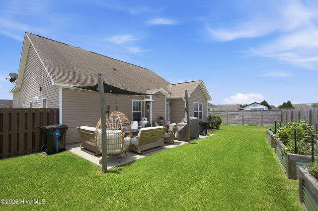 2619 Ravens Glass Court, Wilmington, NC 28411