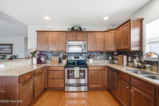 2619 Ravens Glass Court, Wilmington, NC 28411