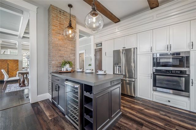 5608 N SEMINOLE AVENUE, Tampa, FL 33604