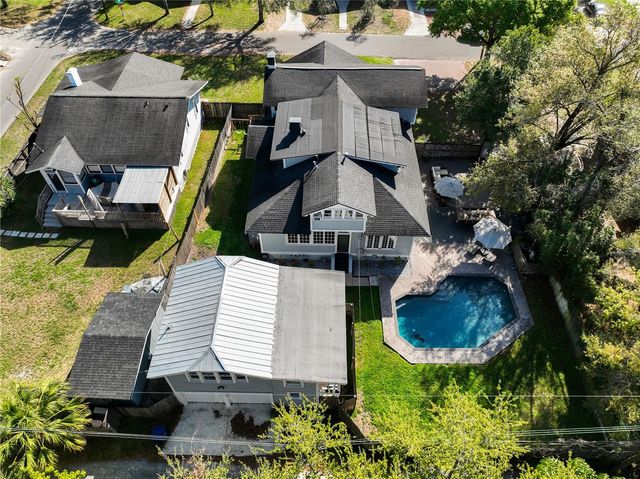 5608 N SEMINOLE AVENUE, Tampa, FL 33604