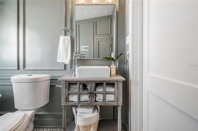 5608 N SEMINOLE AVENUE, Tampa, FL 33604