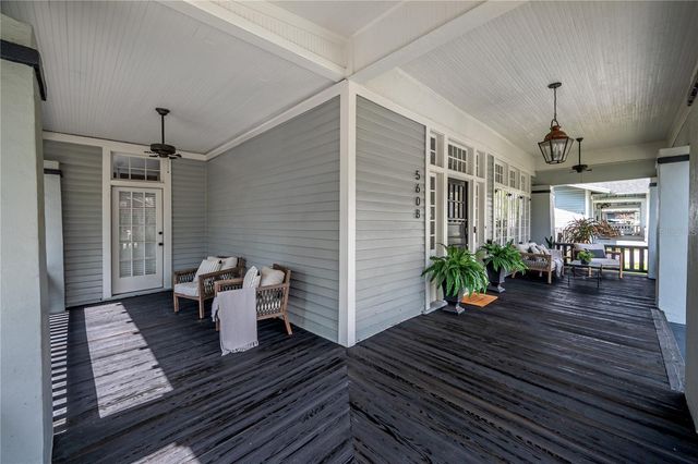 5608 N SEMINOLE AVENUE, Tampa, FL 33604