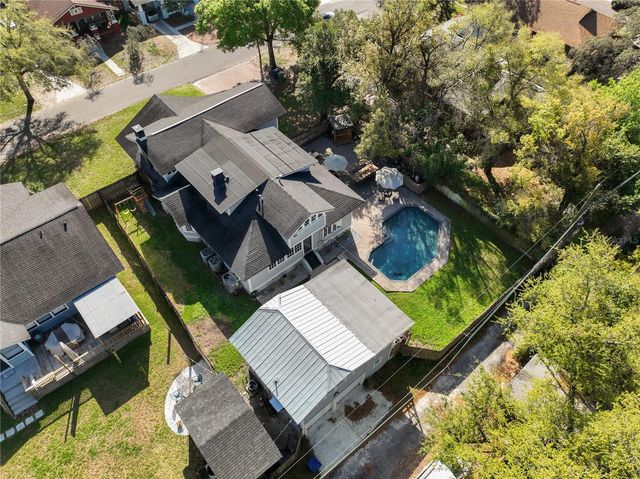 5608 N SEMINOLE AVENUE, Tampa, FL 33604