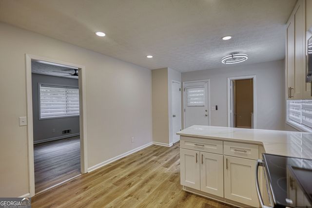3075 Sunset Road SE, Conyers, GA 30094