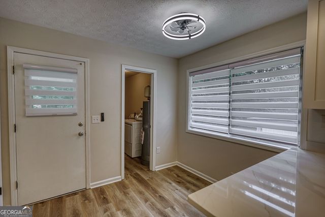3075 Sunset Road SE, Conyers, GA 30094