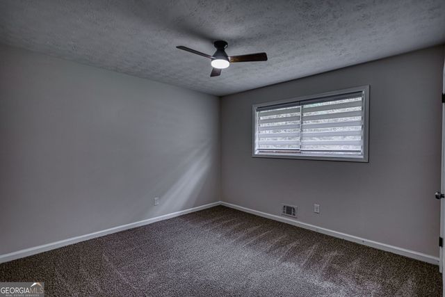 3075 Sunset Road SE, Conyers, GA 30094