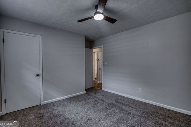 3075 Sunset Road SE, Conyers, GA 30094