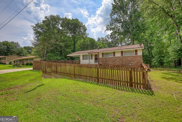 3075 Sunset Road SE, Conyers, GA 30094