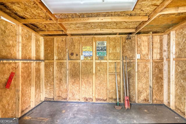 3075 Sunset Road SE, Conyers, GA 30094